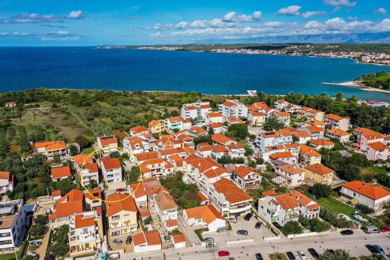 Apartment Puntamika Villa De Rosa - Ground floor Zadar Buitenkant foto